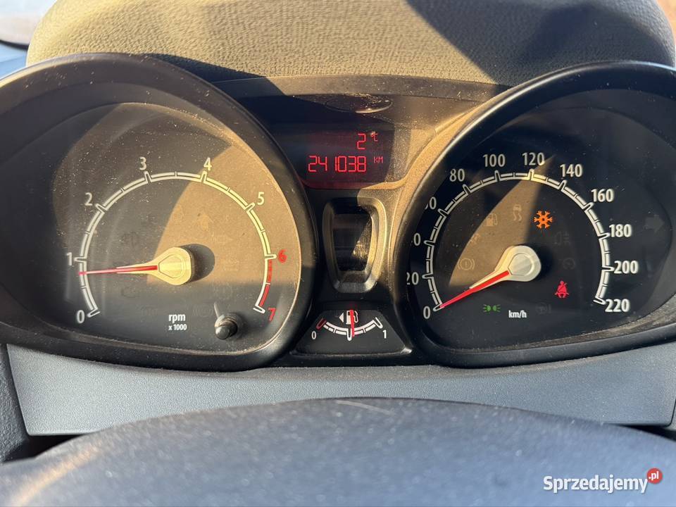 Ford Fiesta Sport pakiet ST bluetooth