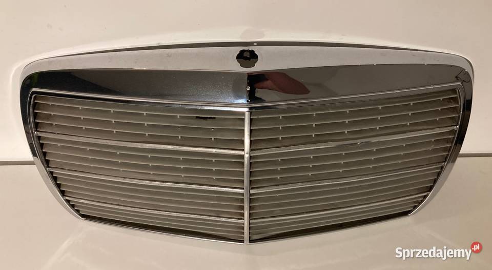 Mercedes Benz W123 atrapa chodnicy grill S123 Rok produkcji 1980 Poznań
