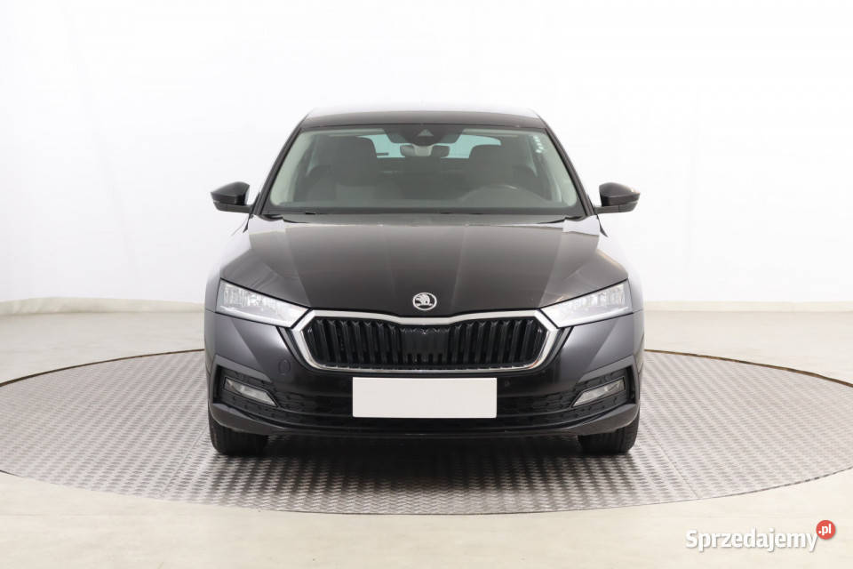 Skoda Octavia 15 TSI przyciemniane szyby