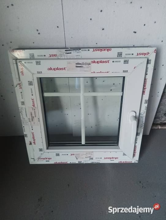 Okno 600x600 Nowy Staw