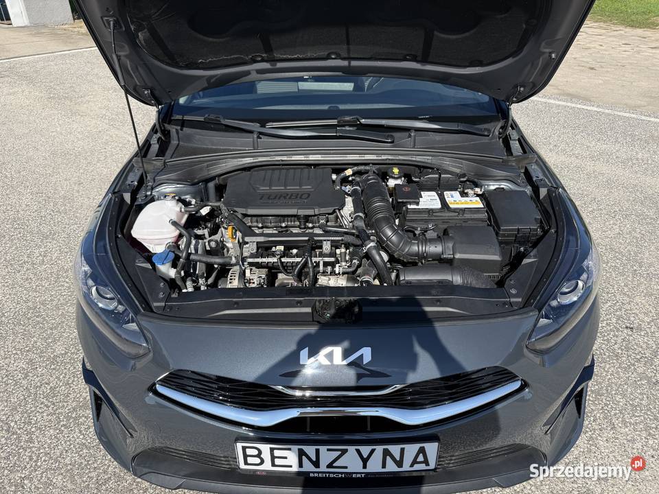 Hyundai i30 15 BENZYNA Klimatronik Nawigacja ASR (kontrola trakcji) Konin sprzedam