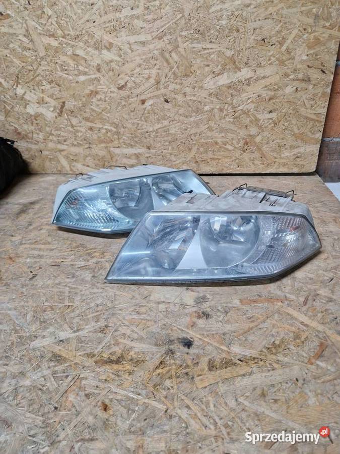 Skoda octavia II Lampa lewy prawy przód dolnośląskie Kopacz