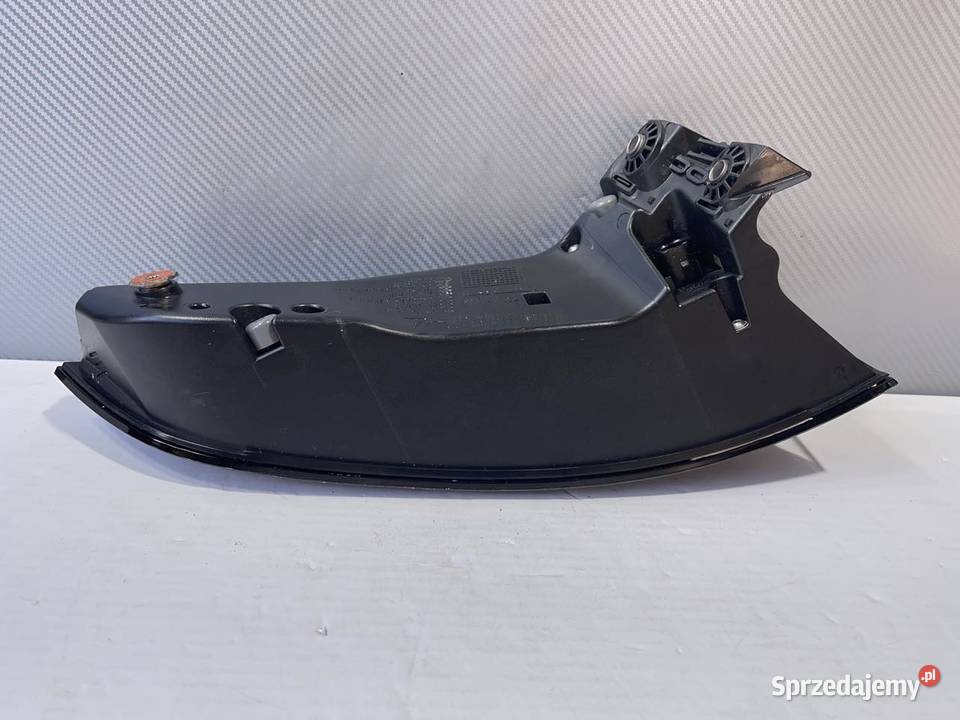 PORSCHE CAYENNE 3 PRAWA LAMPA TYŁ LED 9Y0945096D Motoryzacja