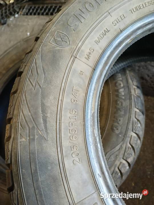 2 opony zimowe Rosava 20565R15 2017 Słomniki