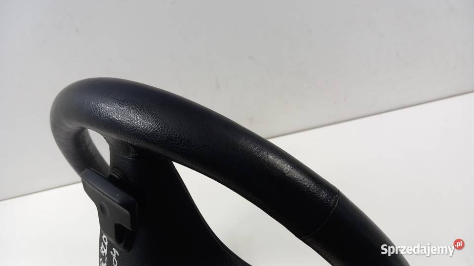 MERCEDES W204 KIEROWNICA SKÓRA MULTIFUNKCJA Zbierkowo