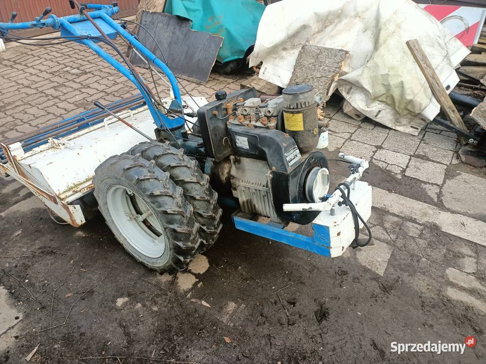 Ciągnik Jednoosiowy NIBBY Diesel 2 cylindry 18 sprzedam