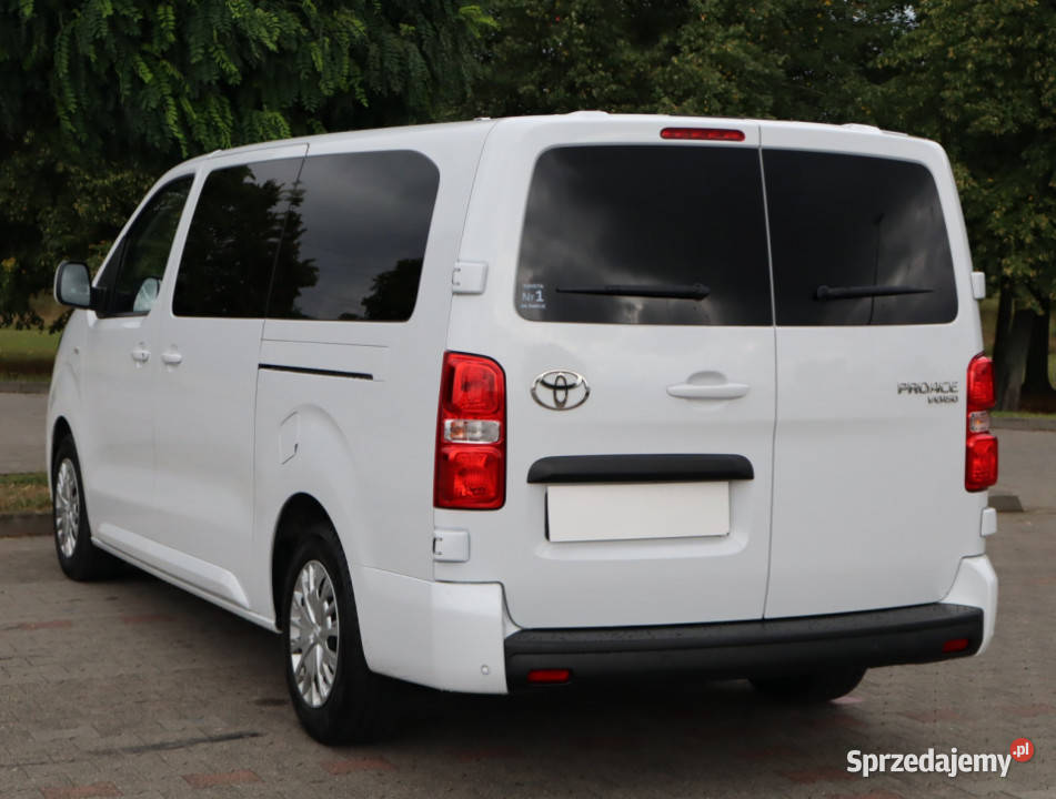 Toyota ProAce Verso 20 D4D manualna Bielany Wrocławskie