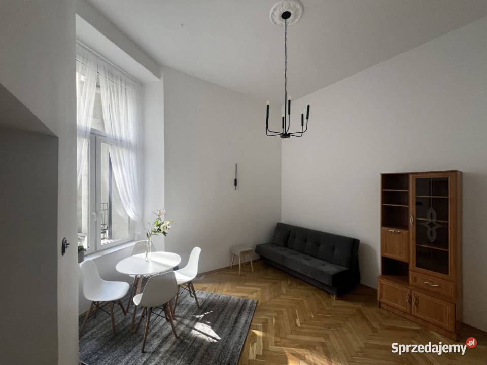 Do wynajęcia kawalerka w ścisłym centrum Łodzi Wynajem łódzkie Łódź