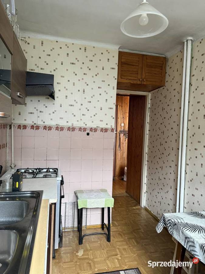 Sprzedam mieszkanie piwnica łódzkie Tomaszów Mazowiecki