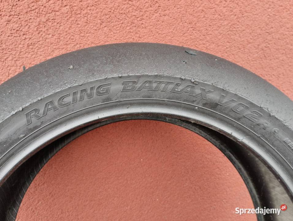 20065R17 BRIDGESTONE BATTLAX V02 Sicienko