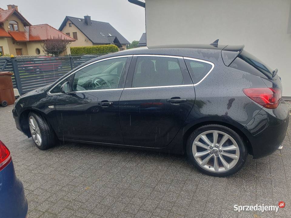 Opel Astra J 14 Turbo Benzyna 140 Klima Navi Alu sprowadzony śląskie Gliwice sprzedam