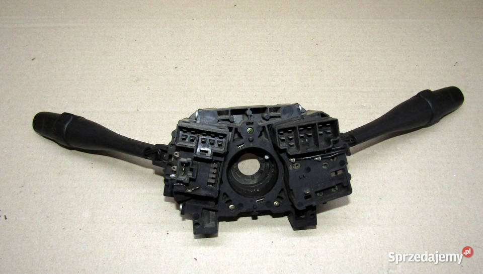 PRZEŁĄCZNIK POD KIEROWNICĘ NISSAN PRIMERA P11 Mysłaków