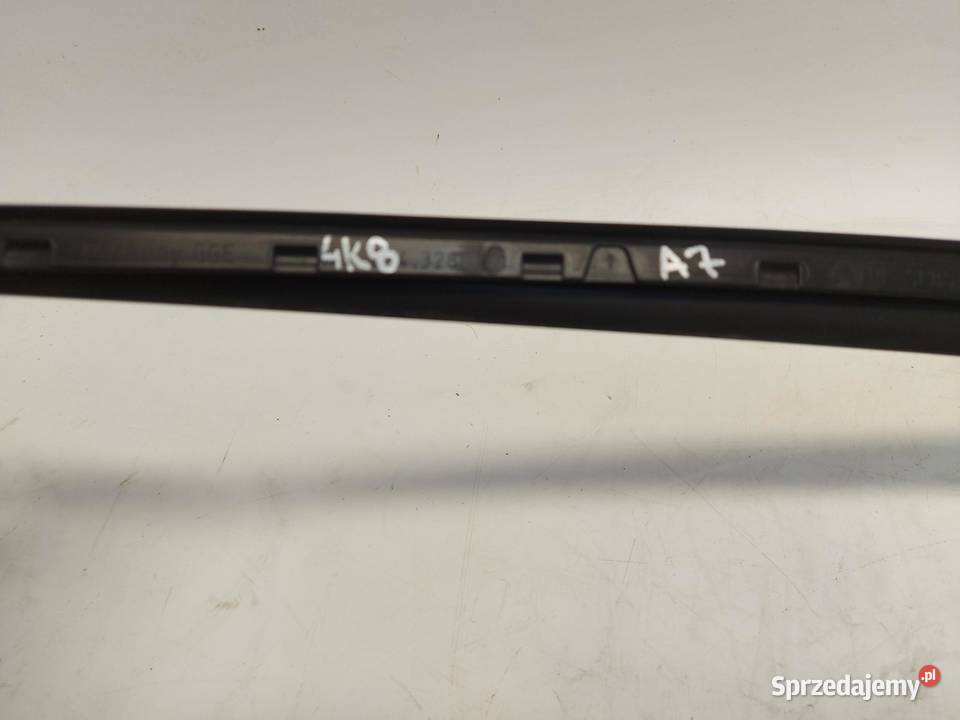 Audi A7 II 4K8 4M0 TFSI LISTWA SZYBY PRAWA