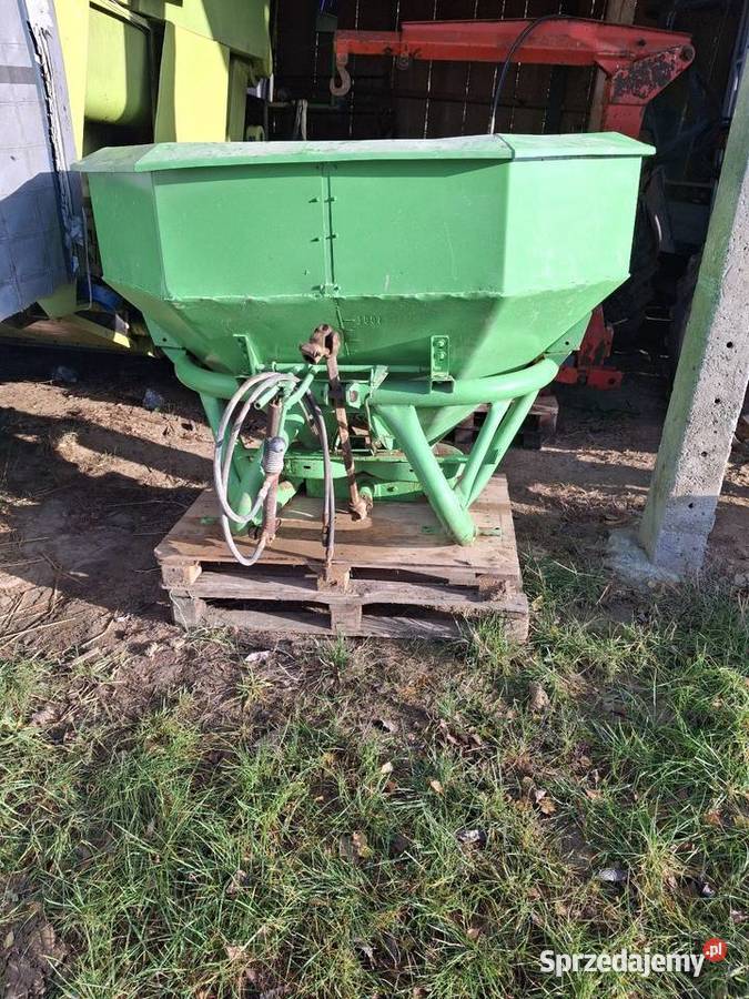 Rozsiewacz amazone 1200litrow Rozsiewacze nawozów