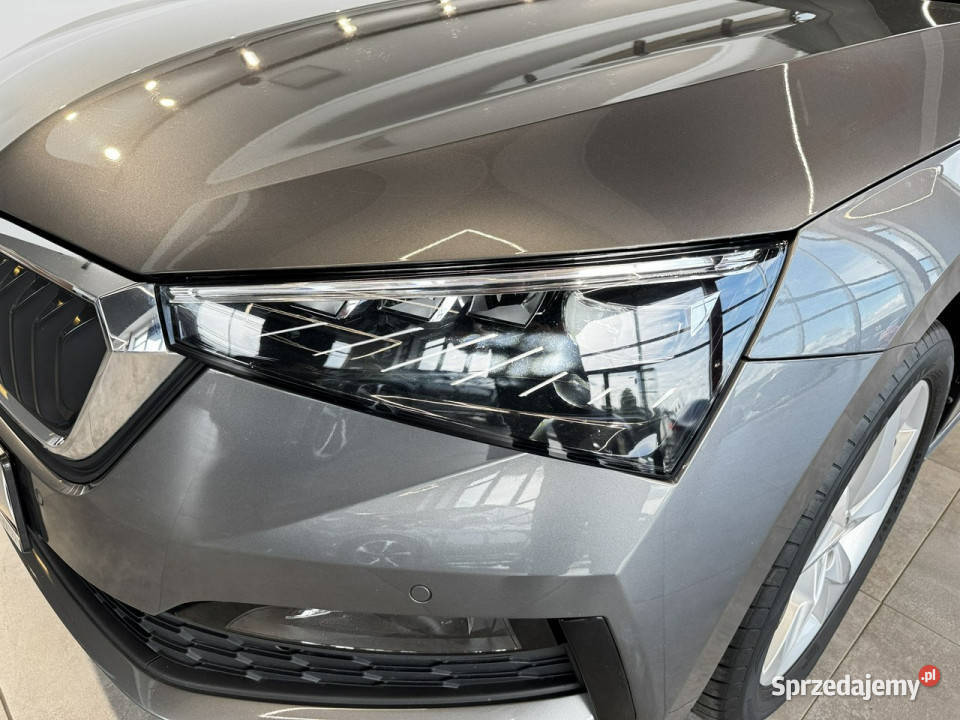koda Scala Style 10TSI 110 DSG 2022 r salon I światła przeciwmgielne Myślenice