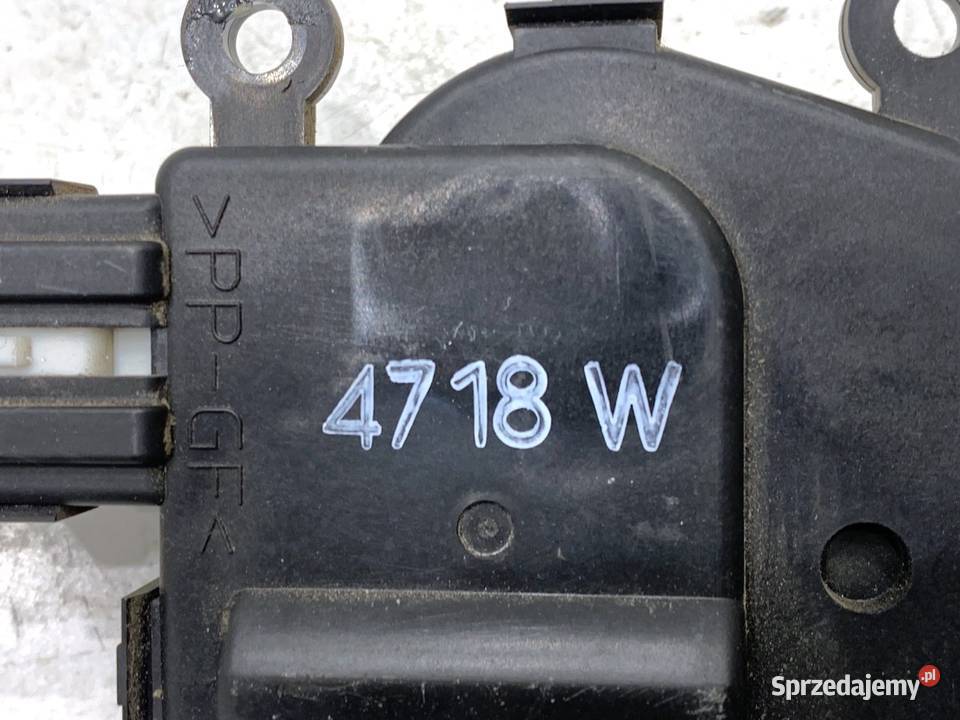 SILNICZEK NAGRZEWNICY MAZDA 3 BM osobowe podkarpackie