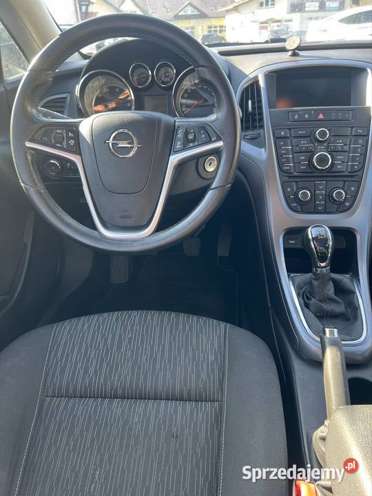 Opel Astra J 16 CDTi z 2015r Rok produkcji 2015 Pawłowice