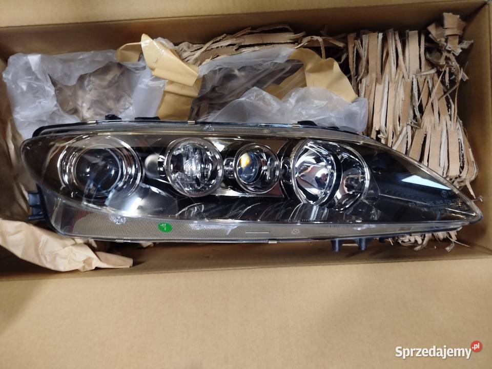 Reflektor prawy Mazda 6 GR1C51031C F014005446 osobowe Oświetlenie Łódź