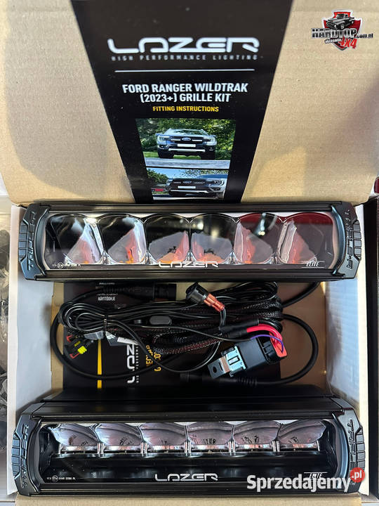 Zestaw dwóch lamp oświetlenie Premium Ford