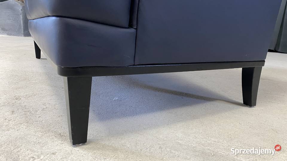 Sofa skórzana 2osobowa klasyczna na drewnianych Budno