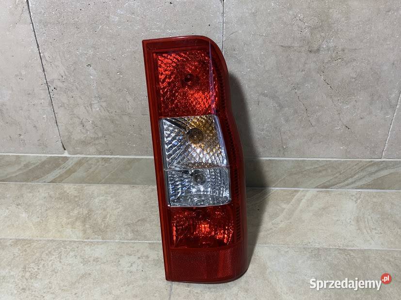 Lampa prawa tylna Ford Transit Kk 08r Europa osobowe Lampy tylne sprzedam