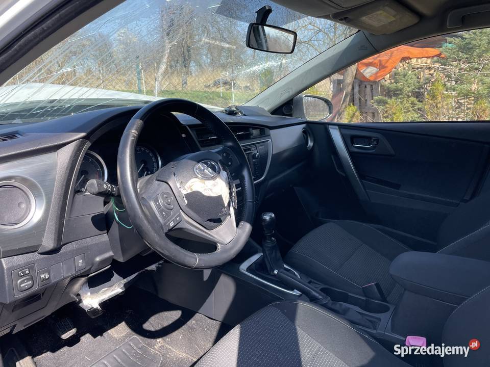 Toyota Auris 2015 r 14 D Auris świętokrzyskie Skarżysko-Kamienna sprzedam