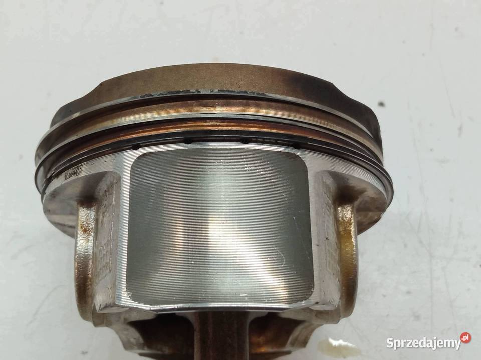 TŁOK 133 16V VVTI 1 Toyota Yaris II 20052011