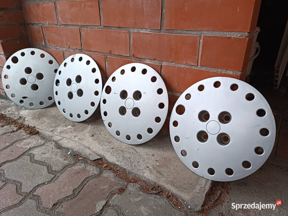 Fiat Cinquecento oryginalne kołpaki z pierwszych osobowe Świecie sprzedam