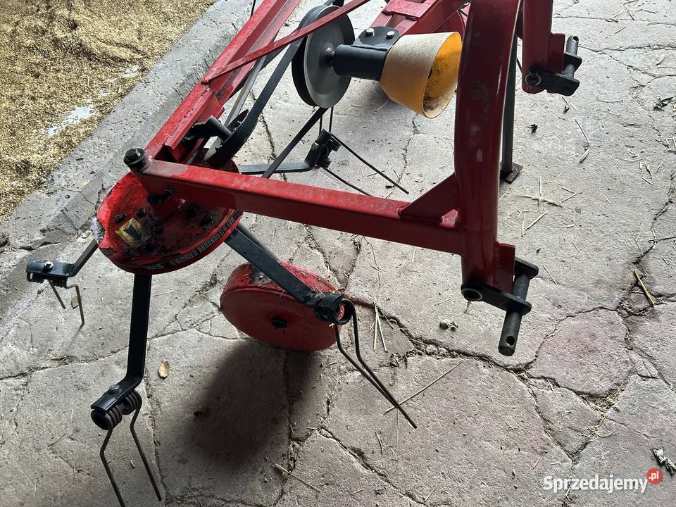 Przetrząsacz Karuzelowy do siana Pająk Stara Kornica