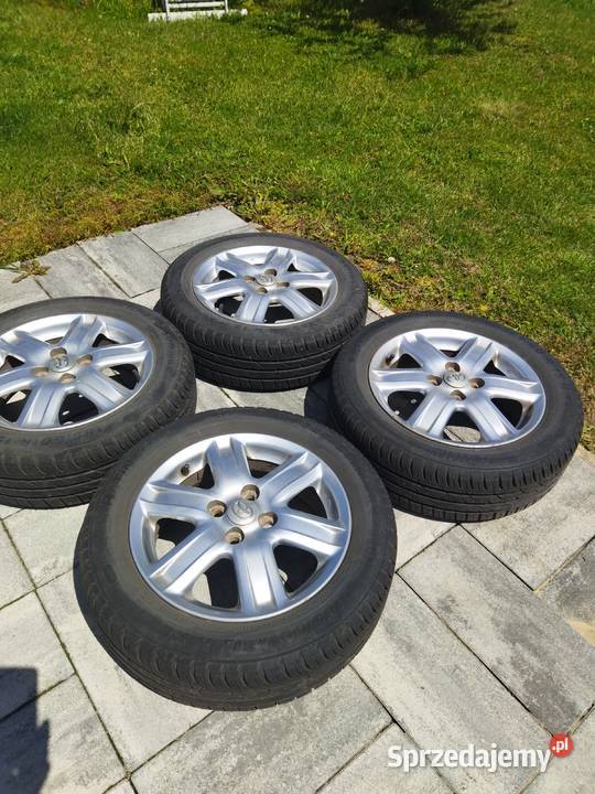 Alufelgi toyota yaris 18560 r15 Ostrów Wielkopolski