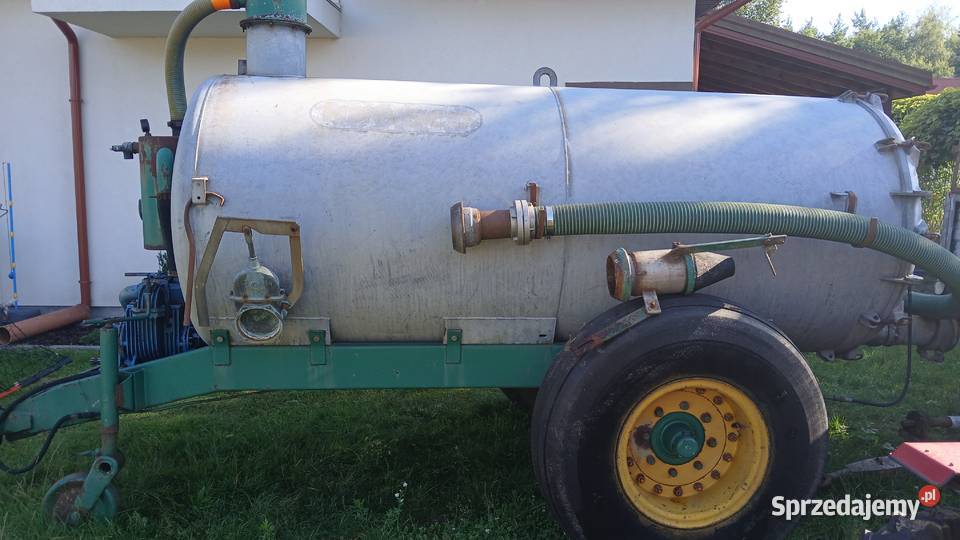 Sprzedam beczkowóz 4500 l sprawny gotowy do sprzedam