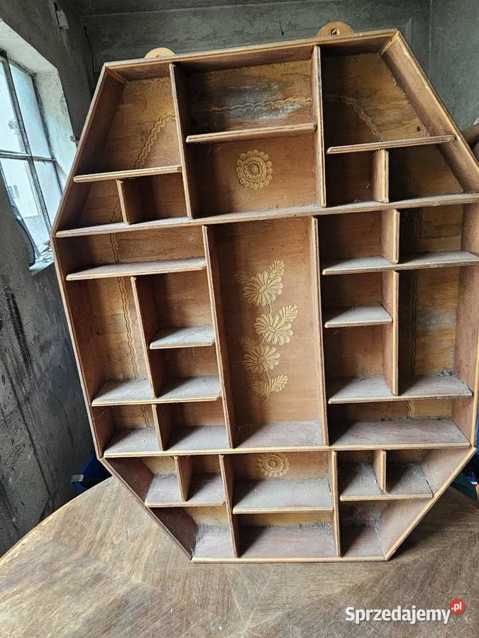 Półkę wystawową 149 Poznań sprzedam