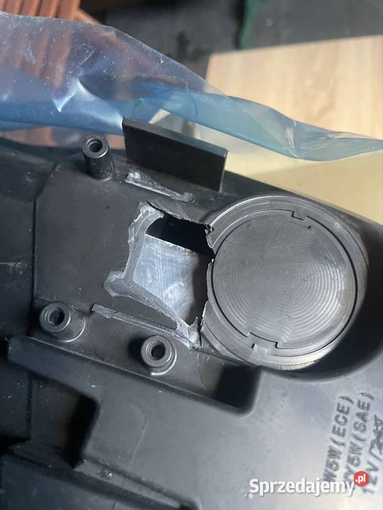 REFLEKTOR LAMPA PRAWA MERCEDES SLK AMG W172 BI Pieszyce