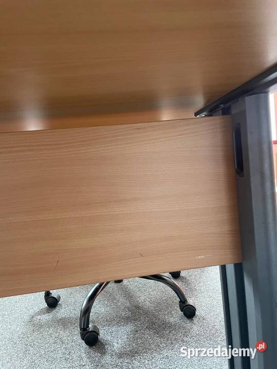 Biurko w bardo stanie Łódź