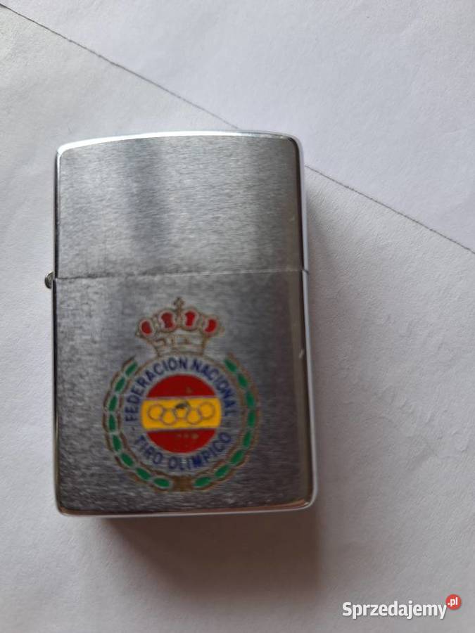 Sprzedam zapalniczkę benzynową ZIPPO Zakopane sprzedam