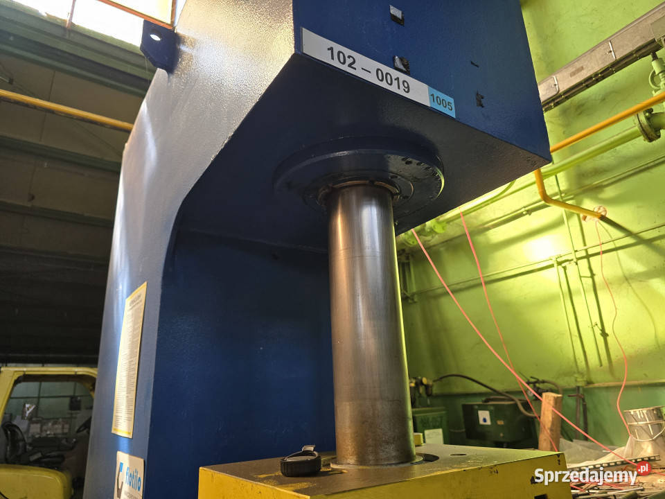 Prasa hydrauliczna 25 ton VEB PYE 25 N 38 wielkopolskie Biskupice