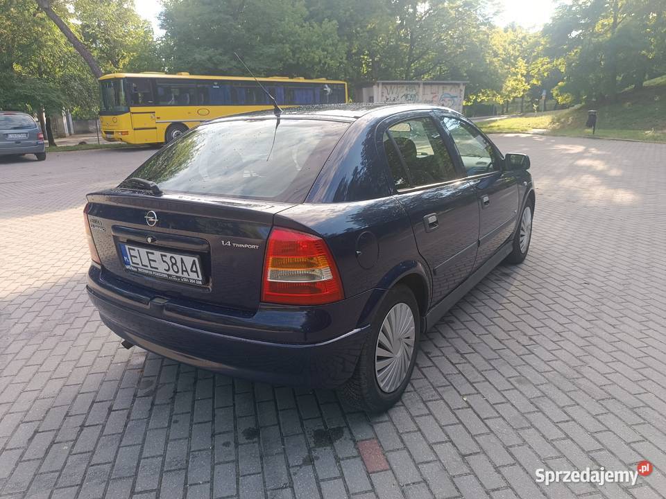 Opel Astra 14 stan idealny 2009r 1400cm3 Lubraniec