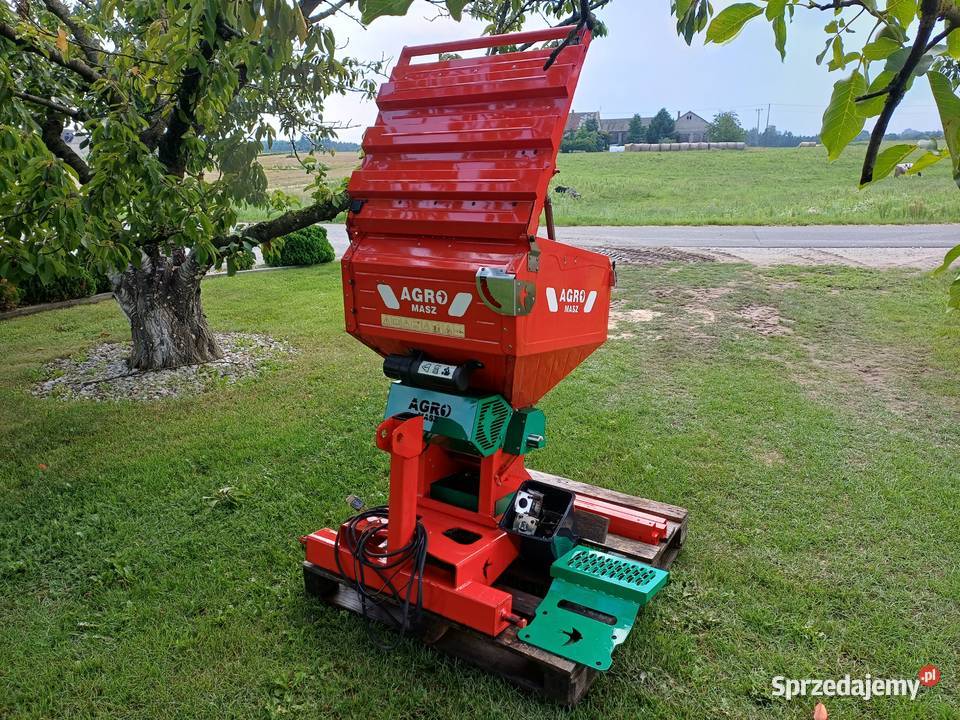 Siewnik poplonów Unia Alfa Agro Masz do nawozu Agromasz Lubień Kujawski sprzedam