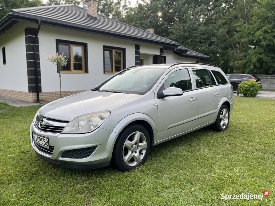 Opel Astra H Kombi 19 CDTI 2007 Sprawna OC i centralny zamek Broszęcin sprzedam