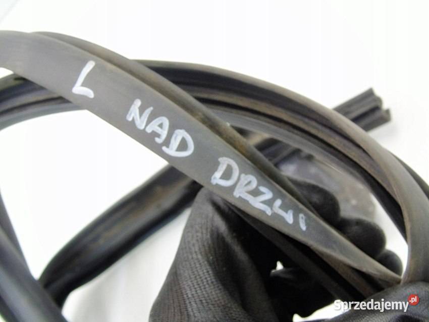 Uszczelka karoseryjna drzwi lewa Nissan Almera