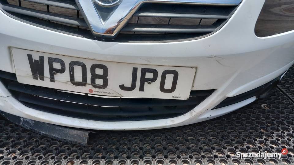 OPEL CORSA D ZDERZAK PRZÓD Z40R