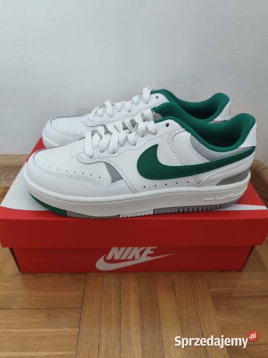 Buty Nike rozmiar 365 Obuwie sportowe Piotrków Trybunalski