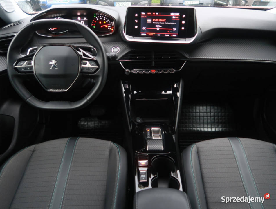 Peugeot 2008 12 PureTech Rok produkcji 2022 2008 Katowice
