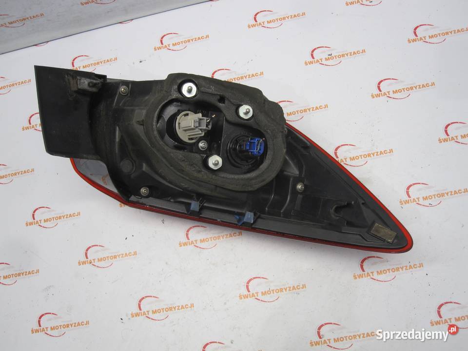 MAZDA 3 III 14r lampa prawa tył B45C51150 Kielce