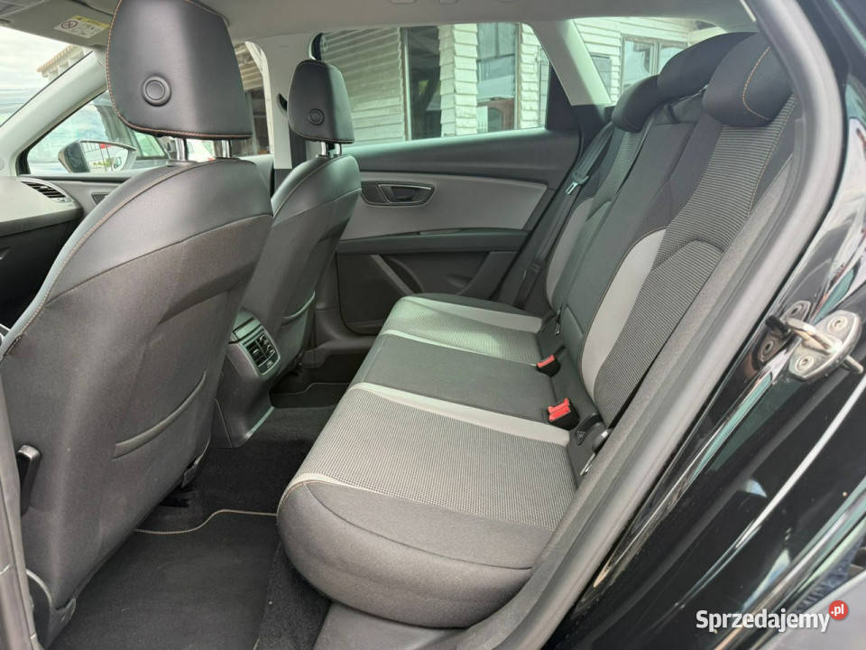 Seat Leon XPERIENCE 4DRIVE III 2012 gniazdo USB