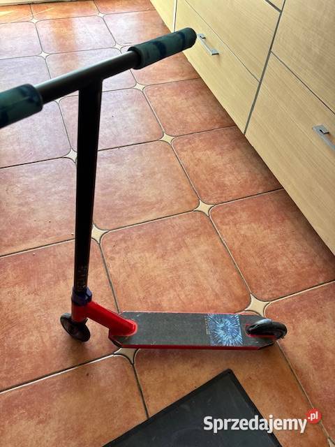 mini Skatepark NKX rampy hulajnogi INVERT Wioska