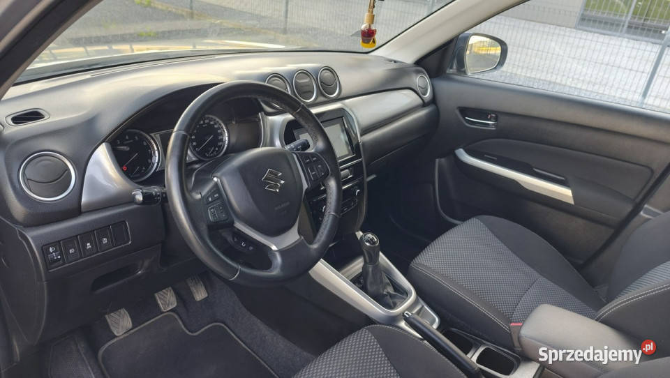 Suzuki Vitara 16PB 2016r 93 NAVI Bluetooth manualna