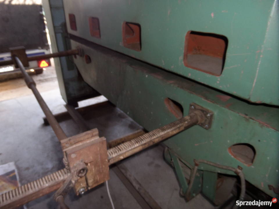 ZAGINARKA KRAWĘDZIARKA RAFAMET 4 4 x 2000 Ostrów Wielkopolski