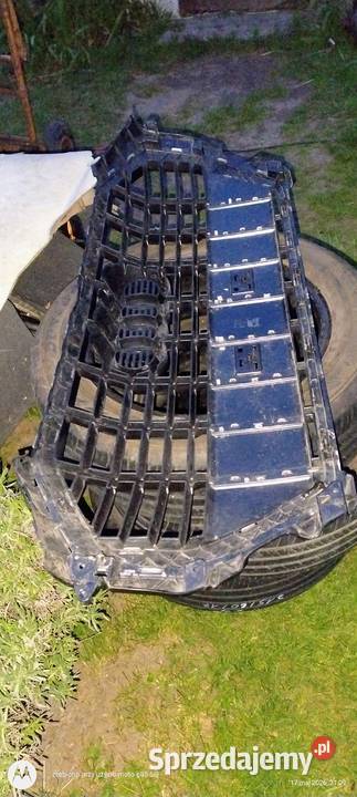 Grill atrapa zderzaka Audi Q3 2 83a dolnośląskie Lubin