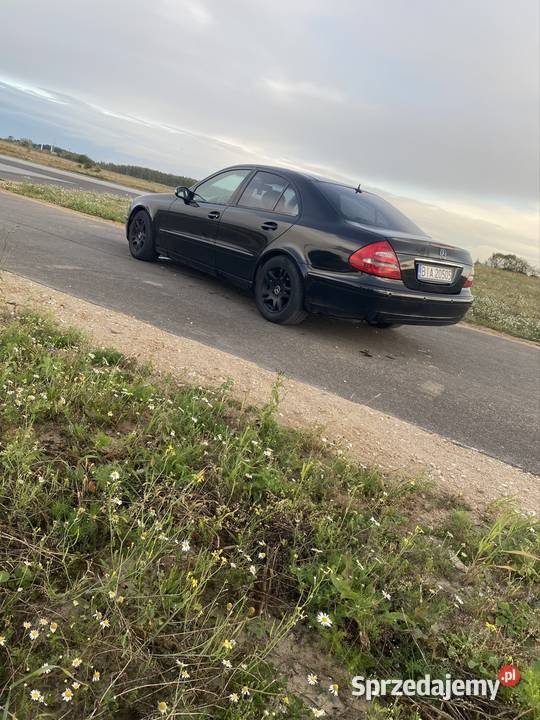 Mercedes w211 e200 nieuszkodzony Kalinówka Królewska sprzedam